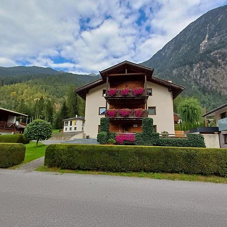 Haus Gstrein Oetz Exterior foto
