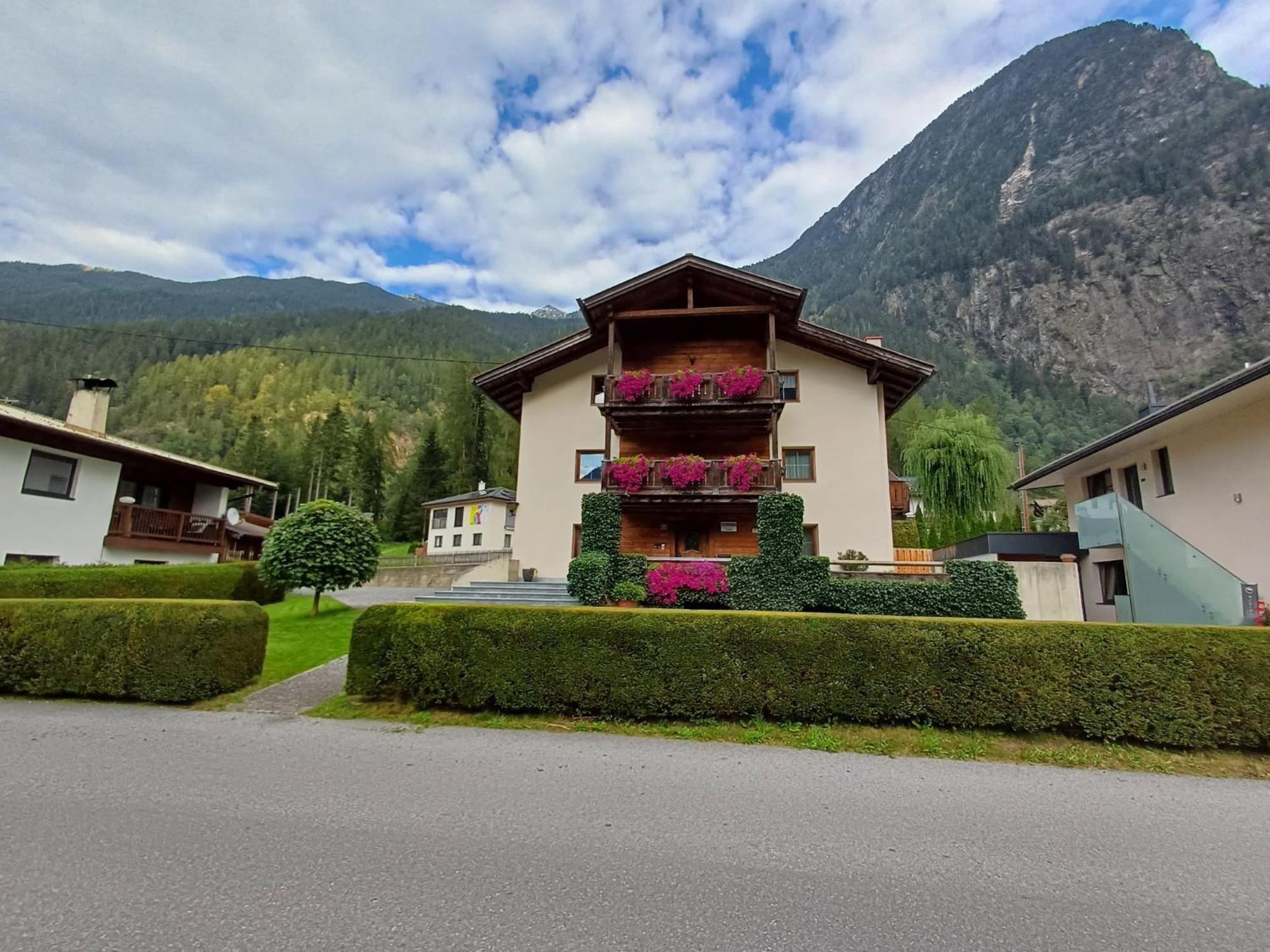 Haus Gstrein Oetz Exterior foto